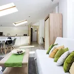 Golden Apartments/Laz3